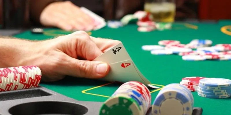 Chiến thuật cơ bản nên lưu ý khi tham gia vào Poker đổi thưởng